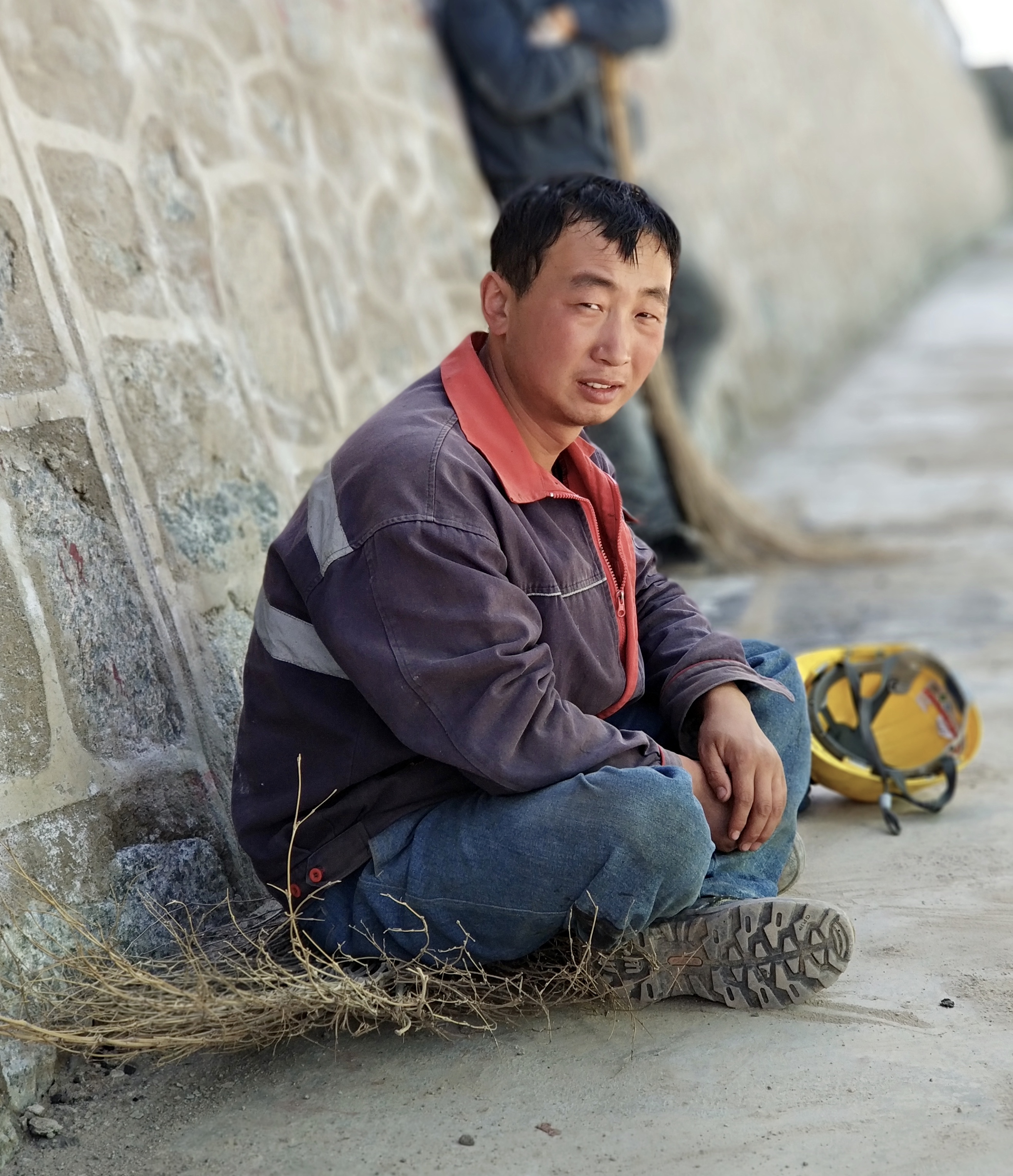 1. 戴天豪-青海基地大扫除一景.jpg